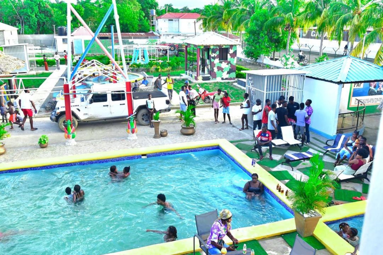 Piscine Principale T-kanal